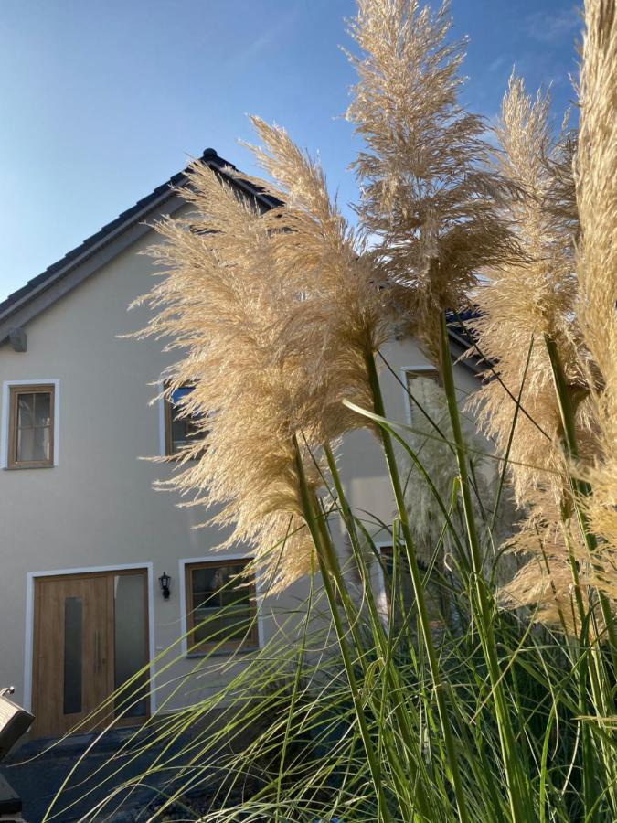 Kapitaenshaus Sellin Mit Sauna Und Kamin Exterior photo